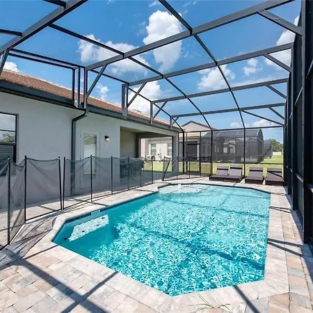 Balmoral Resort-222Mcv Home
